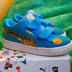 Blue azur..Sesame Street/Cookie Monster Puma 9 toddler. Gold star confetti
